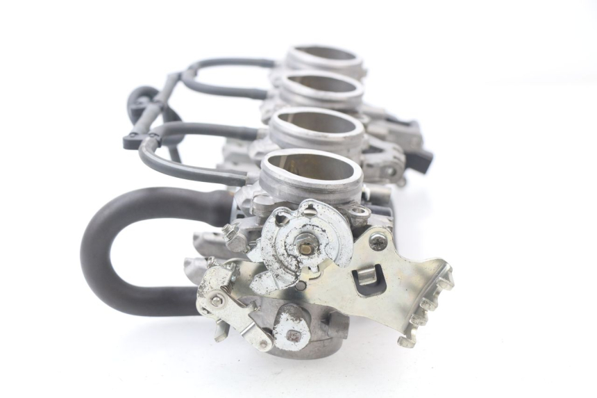 photo de INJECTION SUZUKI GSX-R GSXR 600 (2008 - 2010) - Points de fixation