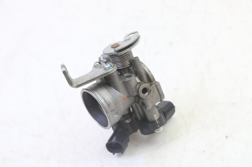 photo de INJECTION PEUGEOT KISBEE 4T 50 (2018 - 2022) - État de surface