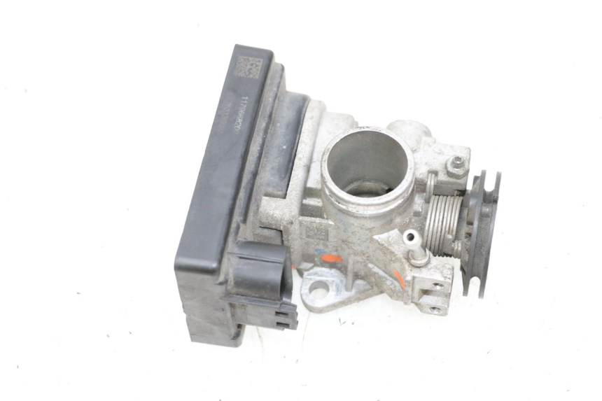 photo de INJECTION PEUGEOT KISBEE 4T 50 (2018 - 2022) - Points de fixation