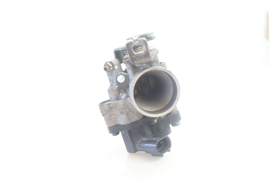 photo de INJECTION PEUGEOT KISBEE 4T 50 (2018 - 2022) - Autre angle de vue