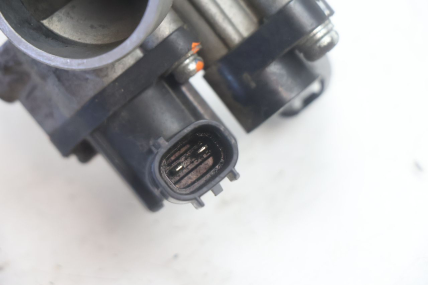 photo de INJECTION PEUGEOT KISBEE 4T 50 (2018 - 2022) - Gros plan technique