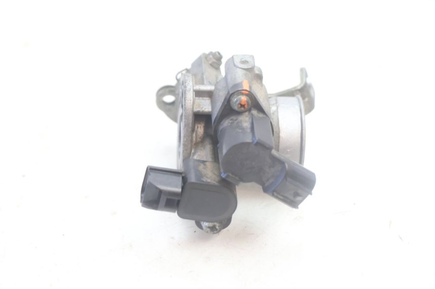 photo de INJECTION PEUGEOT KISBEE 4T 50 (2018 - 2022) - État de surface
