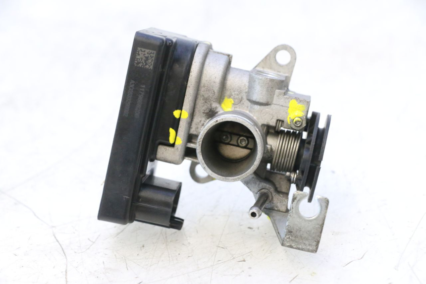 photo de INJECTION PEUGEOT KISBEE 4T 50 (2018 - 2022) - État de surface