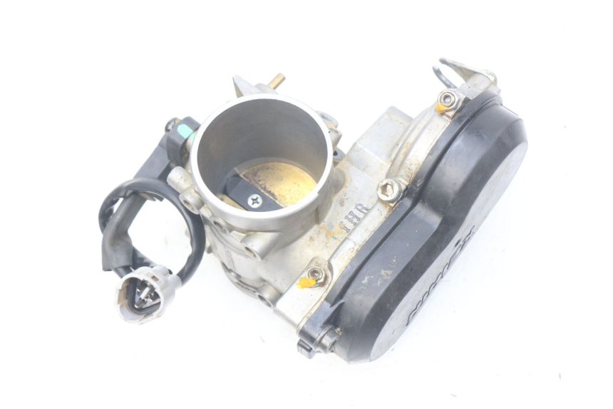 photo de INJECTION KAWASAKI KX F KXF 450 (2012 - 2015) - Gros plan technique