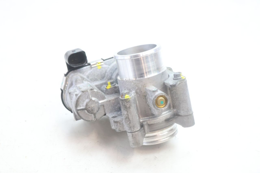 photo de INJECTION PIAGGIO MP3 HPE 530 (2022 - 2026) - Gros plan technique
