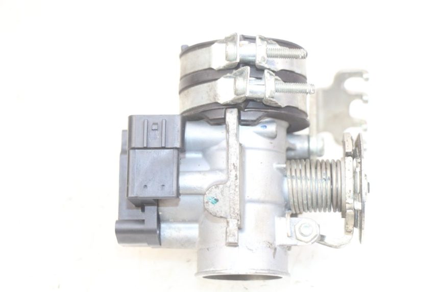 photo de INJECTION YAMAHA MT ABS 125 (2014 - 2018) - Gros plan technique