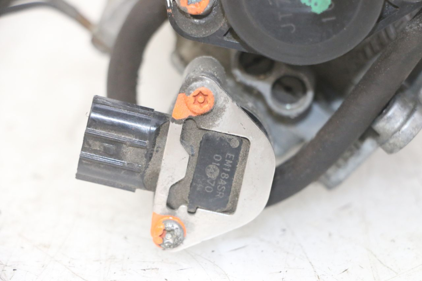 photo de INJECTION HONDA NTV DEAUVILLE ABS 700 (2007 - 2016) - Gros plan technique