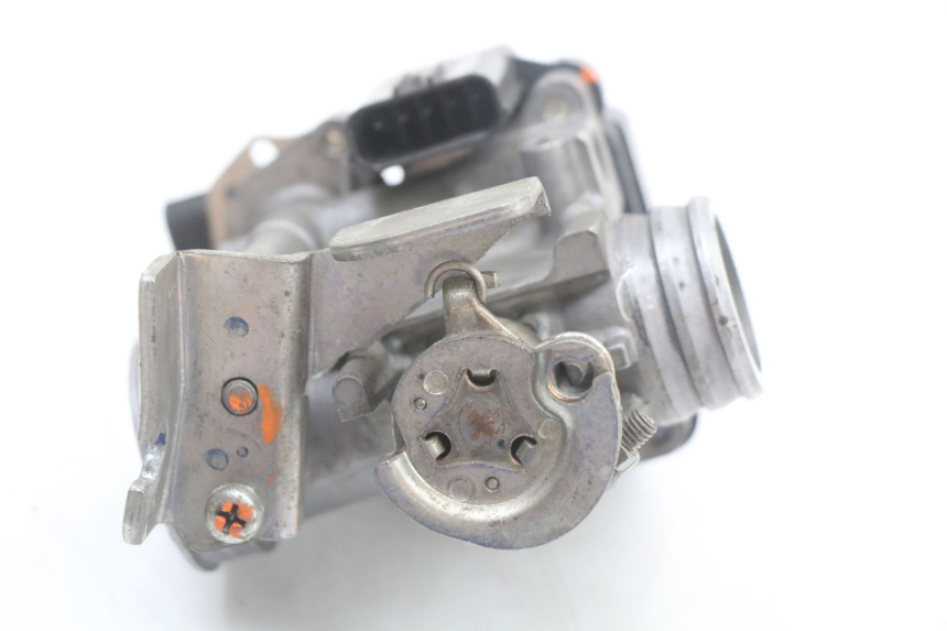 photo de INJECTION HONDA PCX (JF47) 125 (2012 - 2013) - Gros plan technique