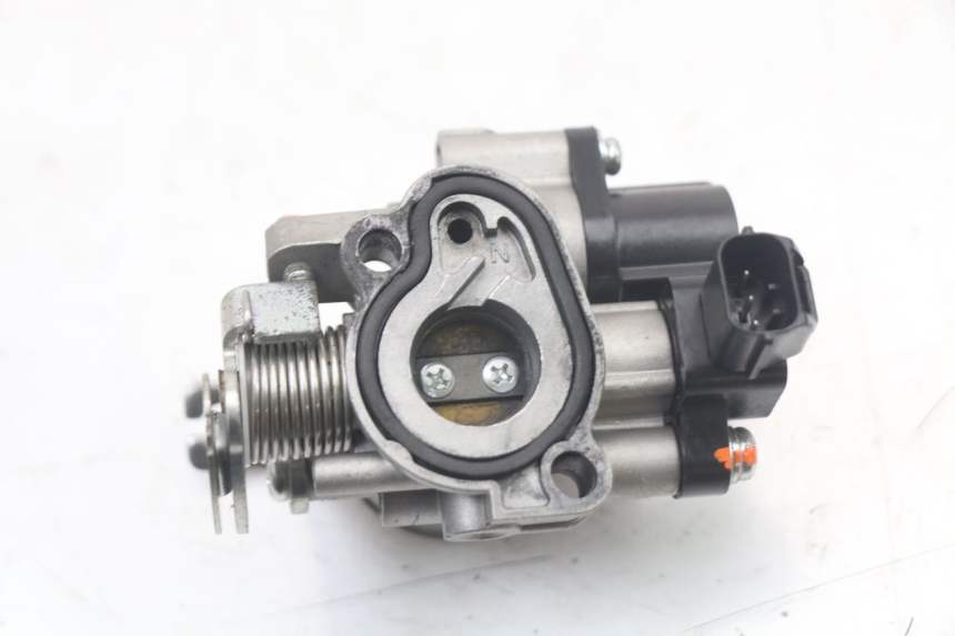 photo de INJECTION PEUGEOT STREETZONE 4T 50 (2018 - 2023) - Zoom état d’usage