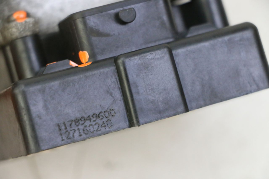 photo de INJECTION PEUGEOT SATELIS 125 (2013 - 2018) - Zoom état d’usage