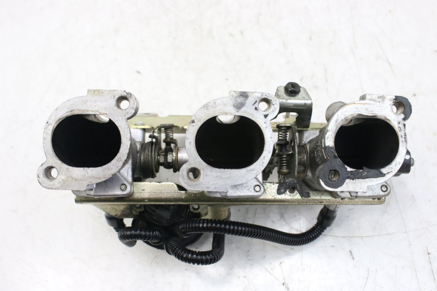 photo de INJECTION TRIUMPH SPRINT ST 955 (1999 - 2001) - Détail de la pièce