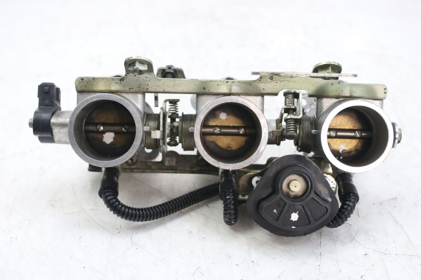 photo de INJECTION TRIUMPH SPRINT ST 955 (1999 - 2001) - Zoom état d’usage