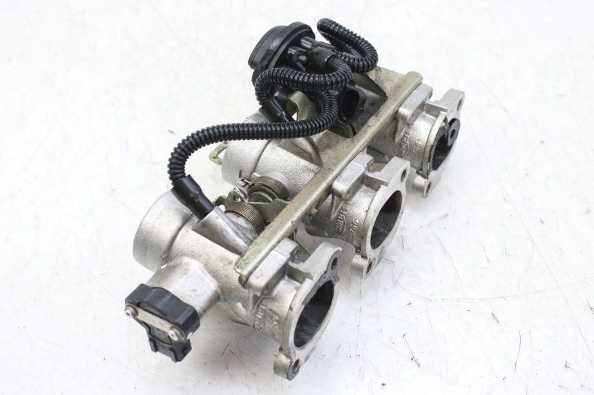 photo de INJECTION TRIUMPH SPRINT ST 955 (1999 - 2001) - Marquages et références