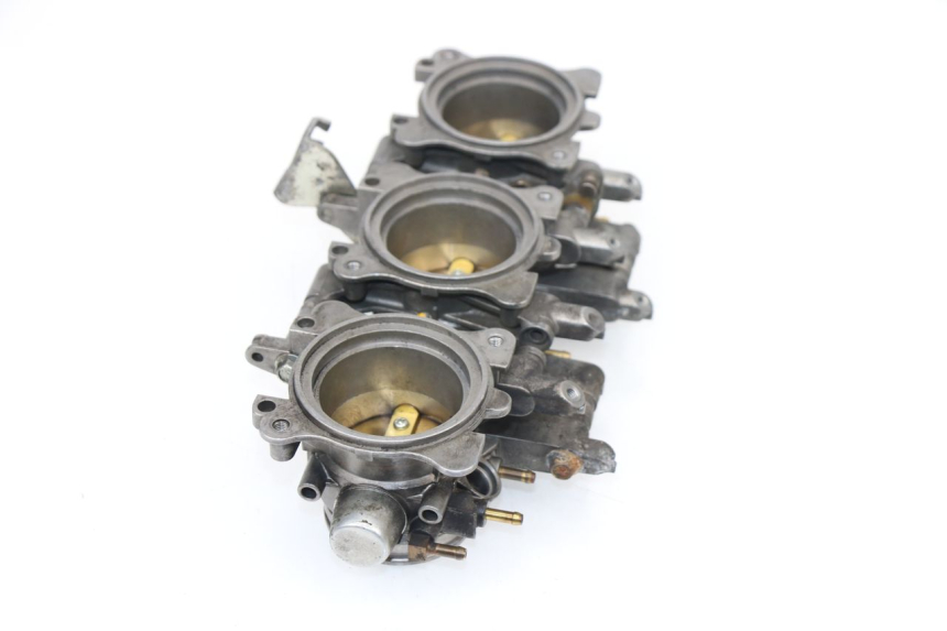 photo de INJECTION TRIUMPH STREET TRIPLE 675 (2007 - 2012) - Zoom état d’usage