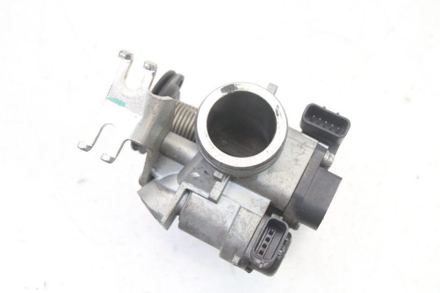 photo de INJECTION SUZUKI BURGMAN 125 (2018 - 2021) - Gros plan technique