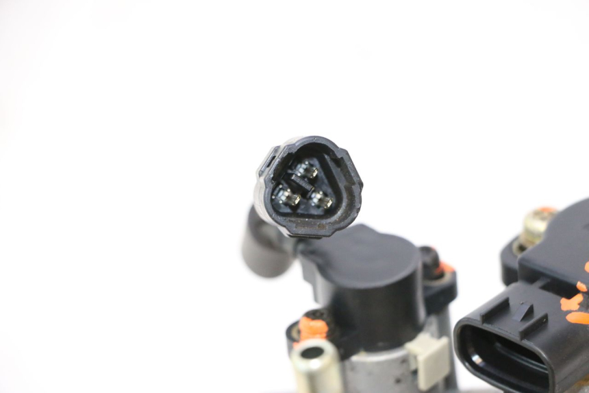 photo de INJECTION SUZUKI SV S 650 (2003 - 2009) - Gros plan technique