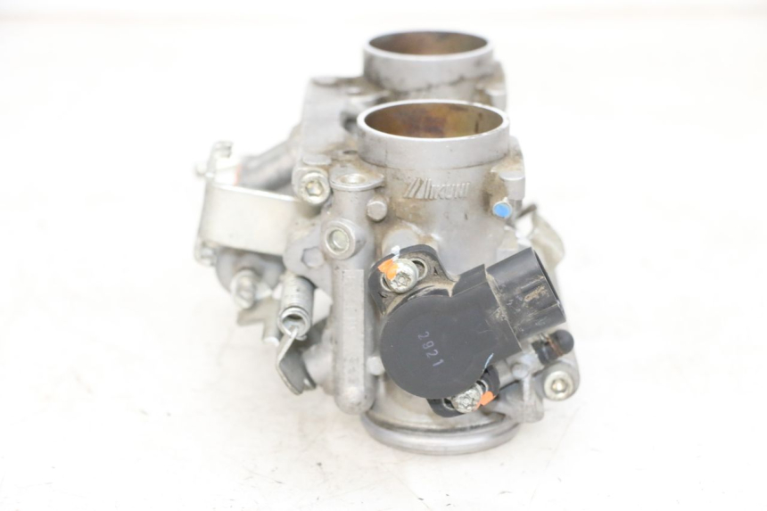 photo de INJECTION YAMAHA TDM ABS 900 (2002 - 2014) - Gros plan technique