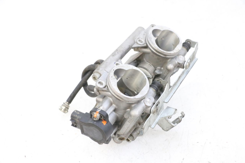 photo de INJECTION YAMAHA TDM ABS 900 (2002 - 2014) - Vue principale