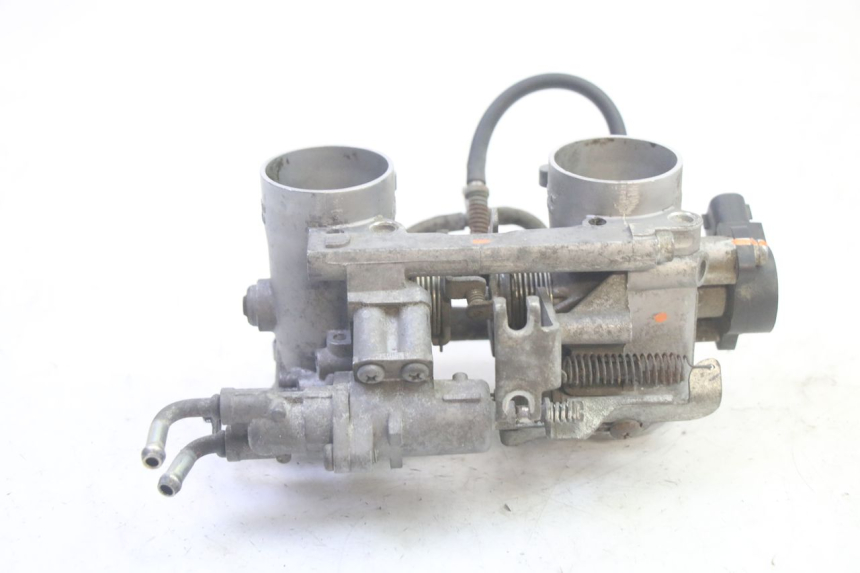 photo de INJECTION YAMAHA TDM ABS 900 (2002 - 2014) - Autre angle de vue