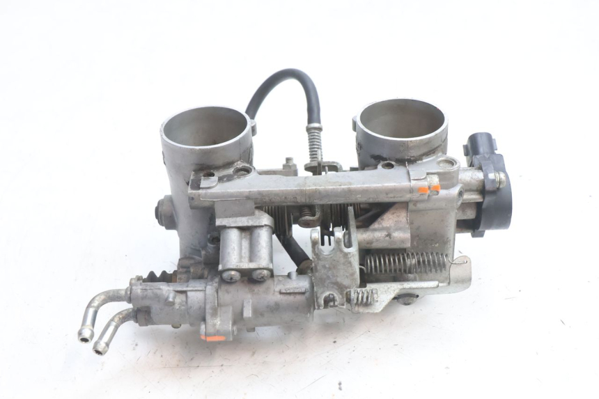 photo de INJECTION YAMAHA TDM ABS 900 (2002 - 2014) - Gros plan technique