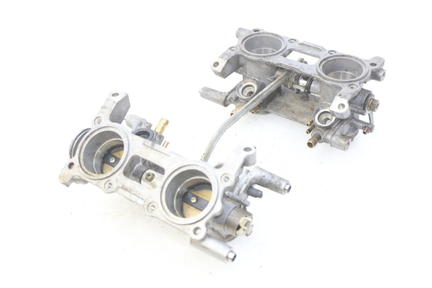 photo de INJECTION HONDA VFR FI RC46 800 (1998 - 2001) - Autre angle de vue