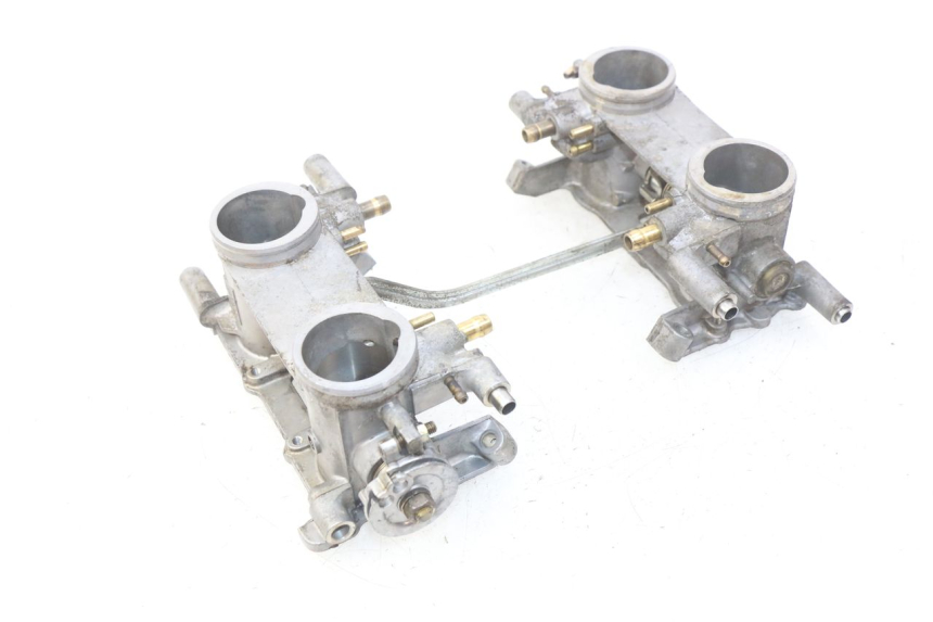 photo de INJECTION HONDA VFR FI RC46 800 (1998 - 2001) - Vue d’ensemble