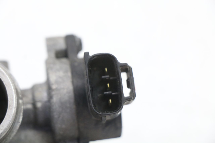 photo de INJECTION YAMAHA X-MAX XMAX 125 (2010 - 2013) - Gros plan technique