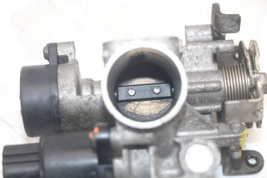 photo de INJECTION YAMAHA XMAX X-MAX 125 (2006 - 2009) - Points de fixation