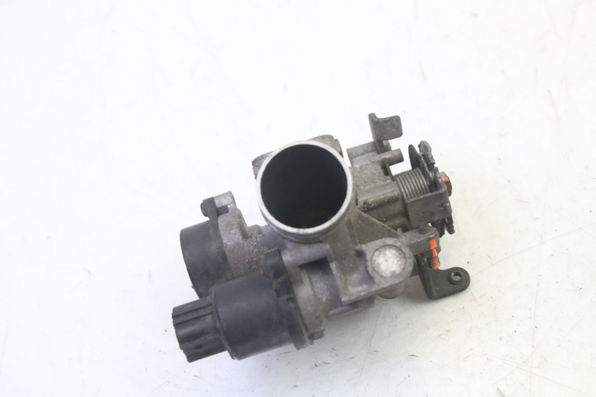 photo de INJECTION YAMAHA X-MAX XMAX 125 (2010 - 2013) - Autre angle de vue