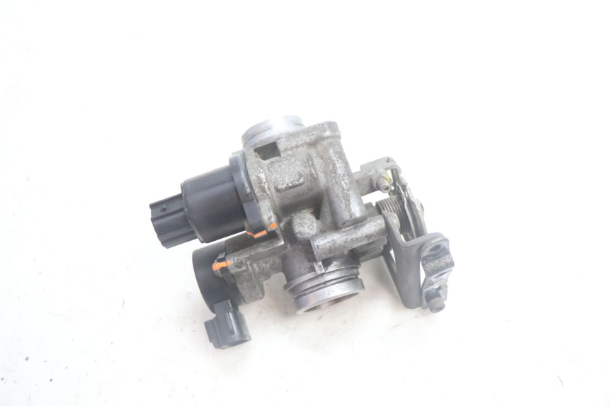 photo de INJECTION YAMAHA X-MAX XMAX 125 (2010 - 2013) - Gros plan technique