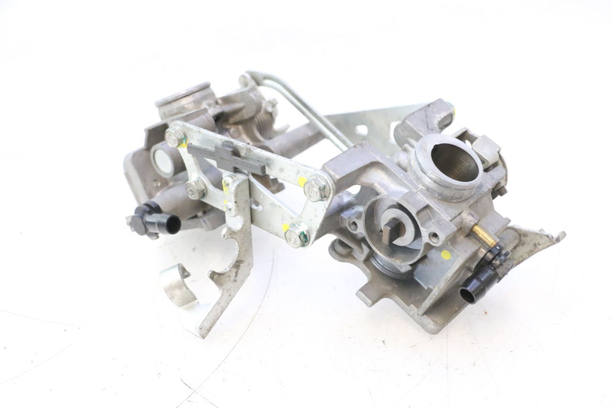 photo de INJECTION HONDA XLV VARADERO 125 (2007 - 2012) - Détails caractéristiques