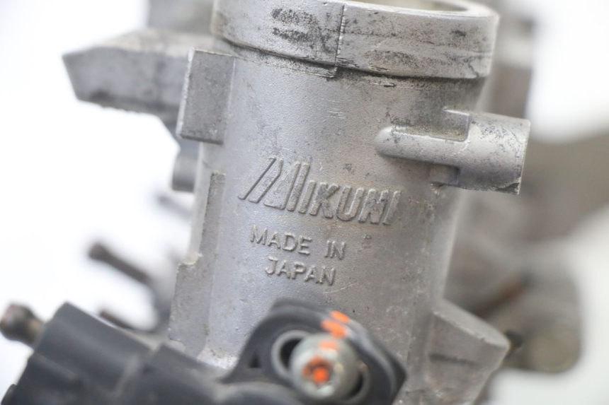 photo de INJECTION YAMAHA XJ6 600 (2008 - 2016) - Vue rapprochée