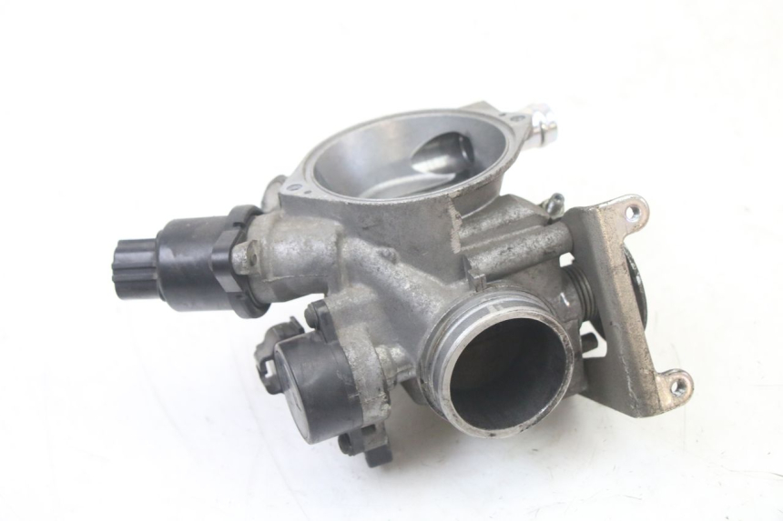 photo de INJECTION YAMAHA YP X-MAX XMAX 400 (2014 - 2017) - Points de fixation