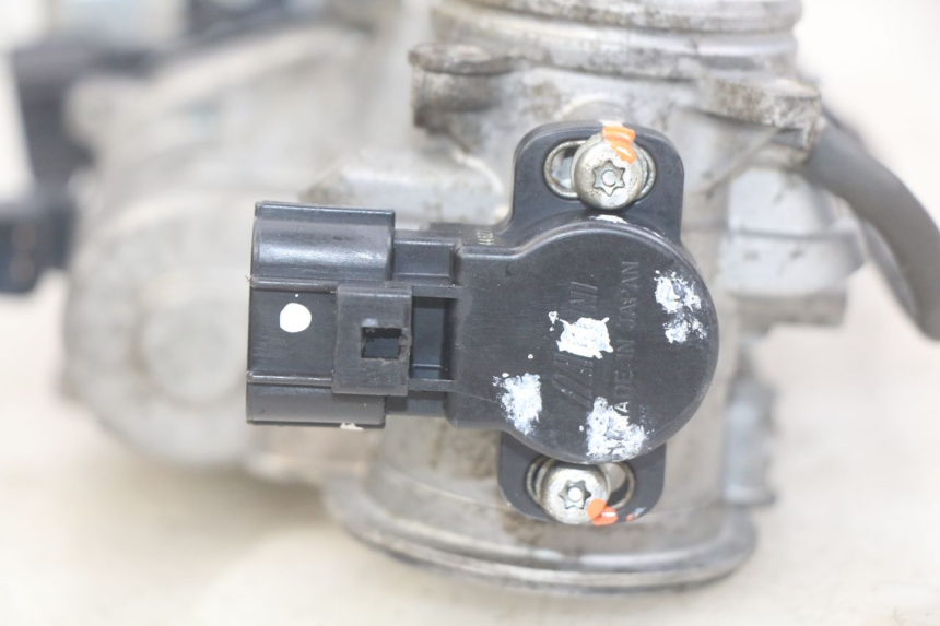 photo de INJECTION YAMAHA YZF R1 1000 (2007 - 2008) - Détails caractéristiques