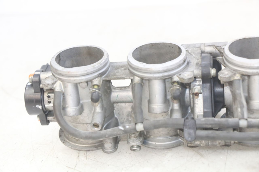 photo de INJECTION YAMAHA YZF R1 1000 (2007 - 2008) - Zoom composants