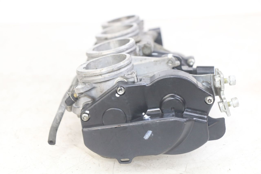 photo de INJECTION YAMAHA YZF R1 1000 (2007 - 2008) - Inspection visuelle