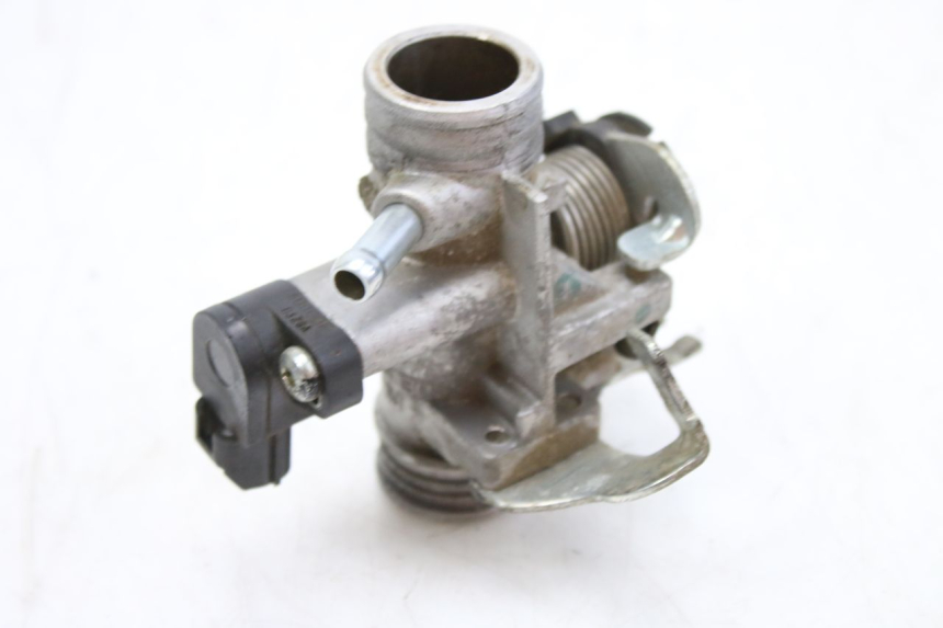 photo de INJECTION PIAGGIO ZIP 4T 50 (2018 - 2020) - Autre angle de vue