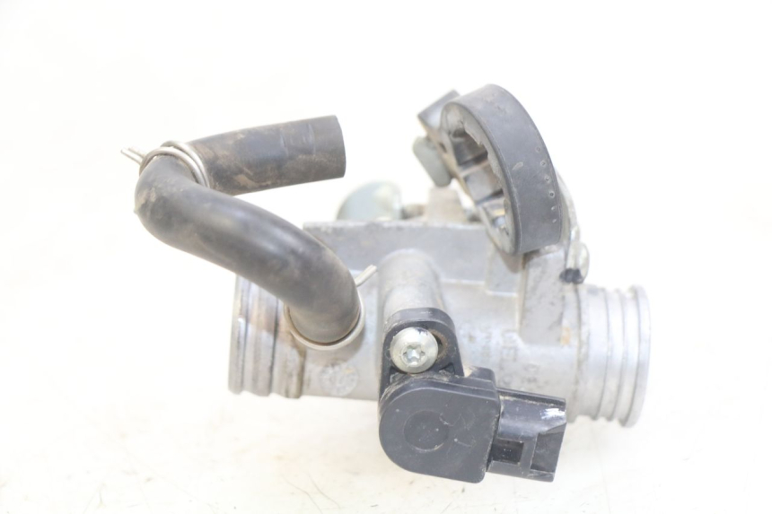 photo de INJECTION PIAGGIO ZIP 4T 50 (2018 - 2020) - Autre angle de vue