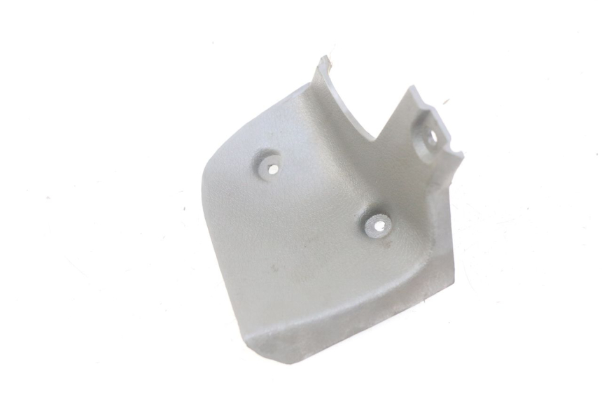 photo de INTERIEUR TETE FOURCHE DROIT SUZUKI CP 80 (1985 - 1996) - Zoom état d’usage