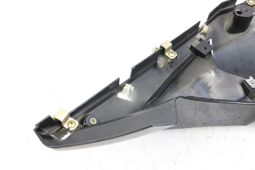 photo de INTERIEUR TETE FOURCHE DROIT HYOSUNG GTR 125 (2006 - 2008) - Vue d’ensemble