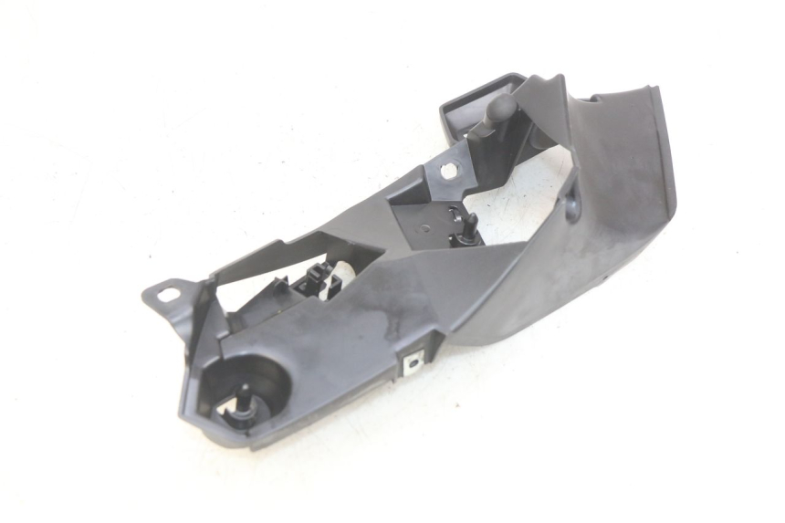 photo de INTERIEUR TETE FOURCHE DROIT YAMAHA MT ABS 125 (2014 - 2018) - Zoom état d’usage