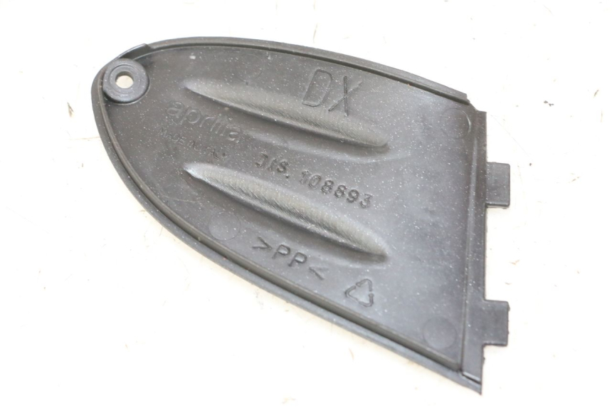 photo de INTERIEUR TETE FOURCHE DROIT APRILIA SR R 2T LC 50 (2018 - 2021) - Zoom état d’usage