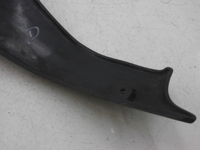 photo de INTERIEUR TETE FOURCHE DROIT TRIUMPH TROPHY 1200 (1996 - 2003) - Détail de la pièce