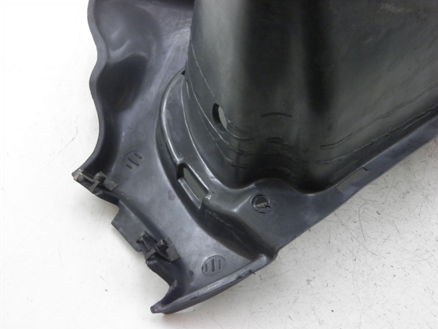 photo de INTERIEUR TETE FOURCHE DROIT TRIUMPH TROPHY 1200 (1996 - 2003) - Vue d’ensemble