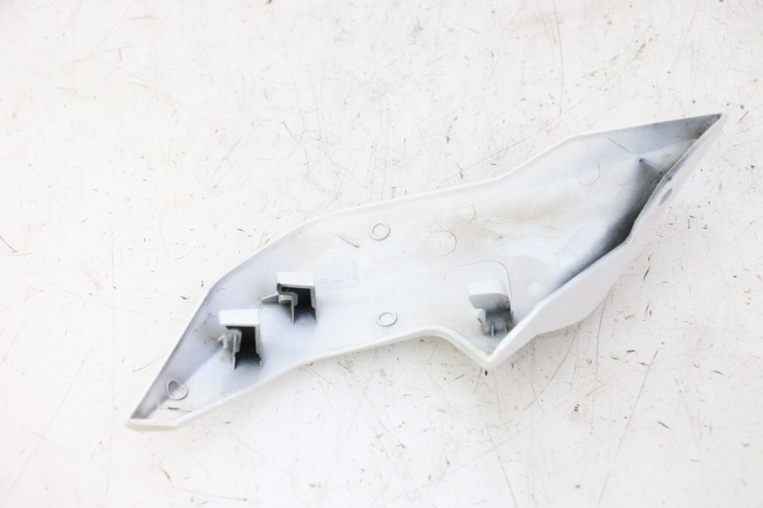 photo de INTERIEUR TETE FOURCHE GAUCHE BMW G310 R 310 (2016 - 2020) - Autre angle de vue