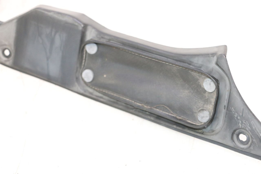 photo de INTERIEUR TETE FOURCHE GAUCHE KAWASAKI GPX F ZX750F 750 (1986 - 1990) - Zoom état d’usage