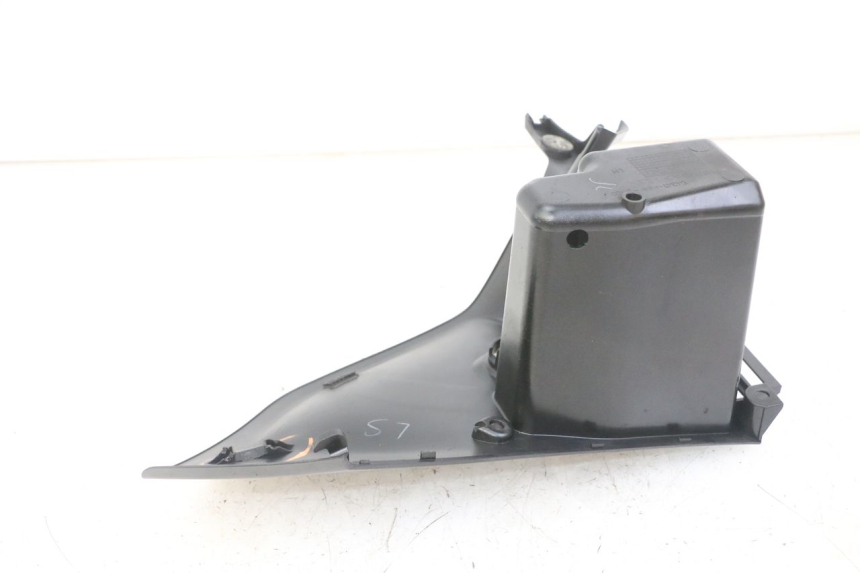 photo de INTERIEUR TETE FOURCHE GAUCHE HONDA NTV DEAUVILLE ABS 700 (2007 - 2016) - Zoom état d’usage