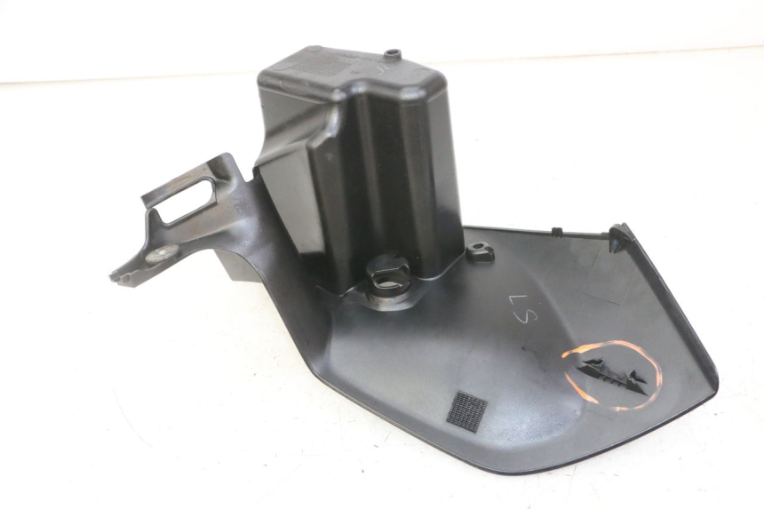 photo de INTERIEUR TETE FOURCHE GAUCHE HONDA NTV DEAUVILLE ABS 700 (2007 - 2016) - Gros plan technique