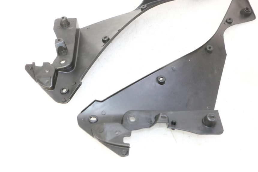 photo de INTERIEUR TETE DE FOURCHE STAHO FH 50 (2018 - 2019) - Autre angle de vue