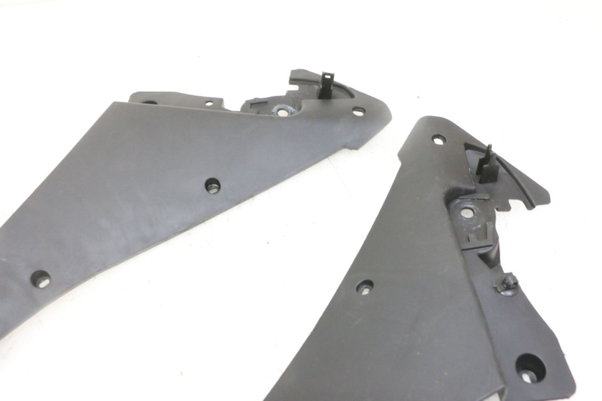 photo de INTERIEUR TETE DE FOURCHE STAHO FH 50 (2018 - 2019) - Points de fixation